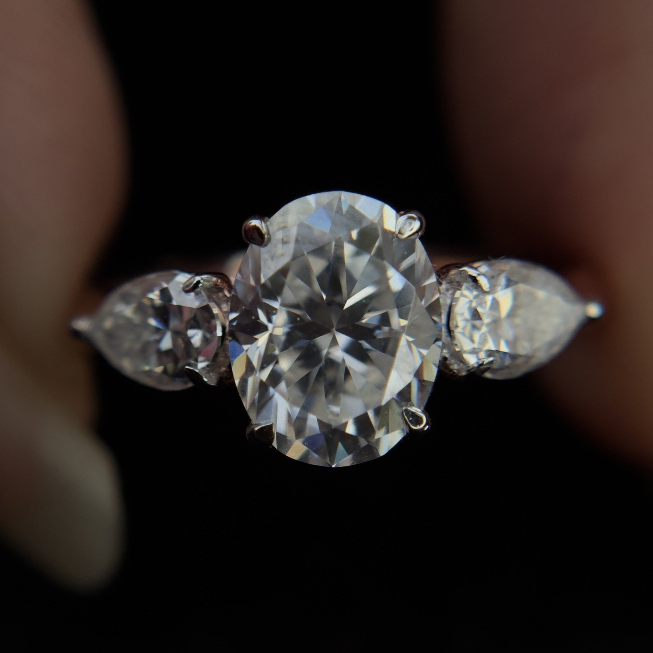 925 Silver Oval & Pear Moissanite Diamond Ring