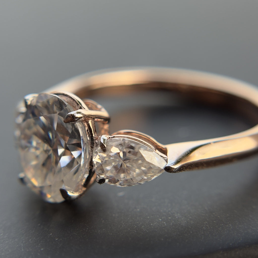 925 Silver Oval & Pear Moissanite Diamond Ring