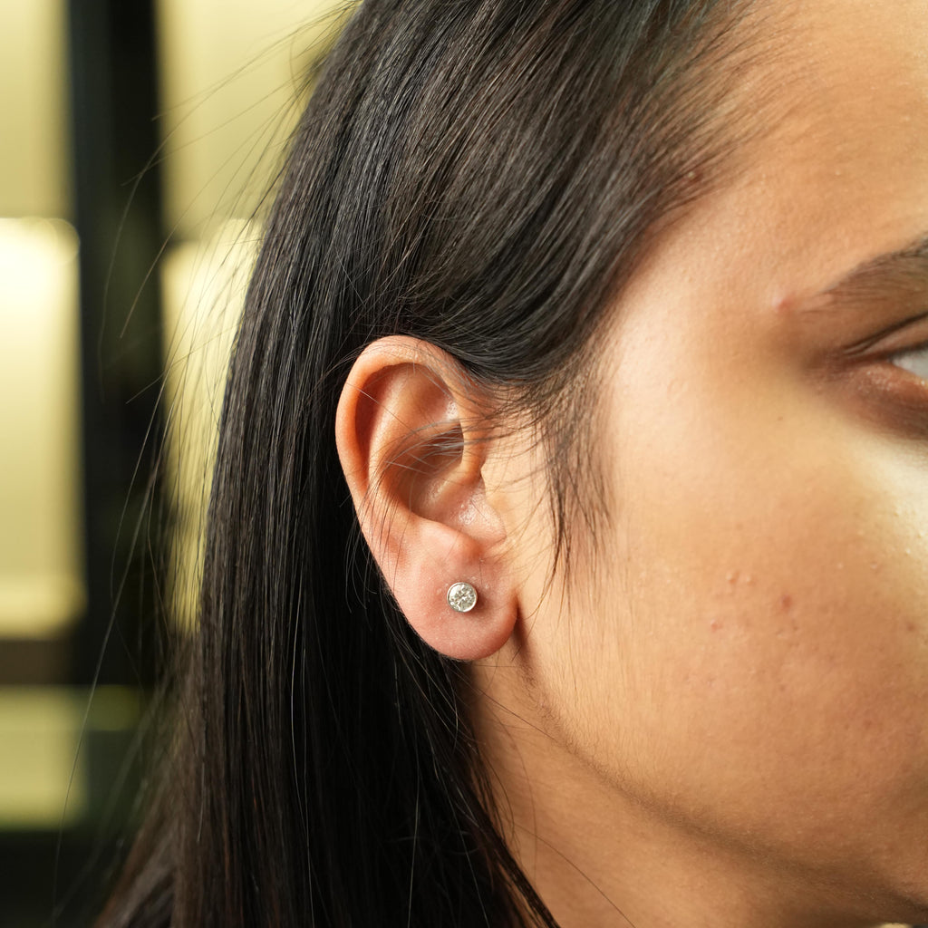 925 Sterling Silver Round Moissanite Diamond Bezel Setting Earring ( 1 Pair )