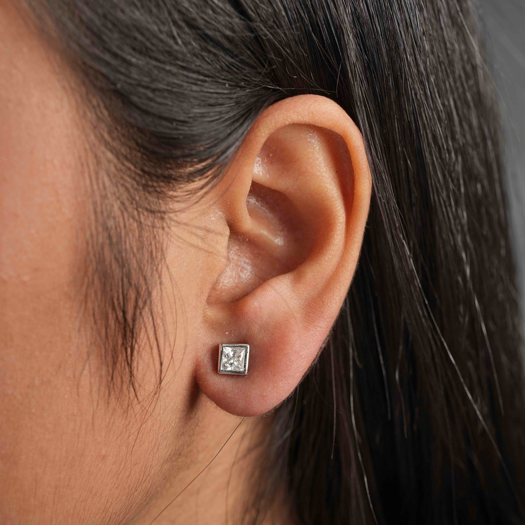 Princess Shaped Bezel Setting Earring ( 1 Pair )