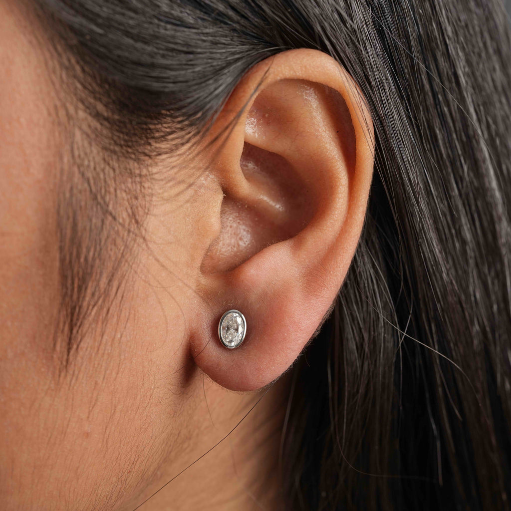 925 Sterling Silver Oval Shaped Moissanite Diamond Bezel Setting Earring ( 1 Pair )