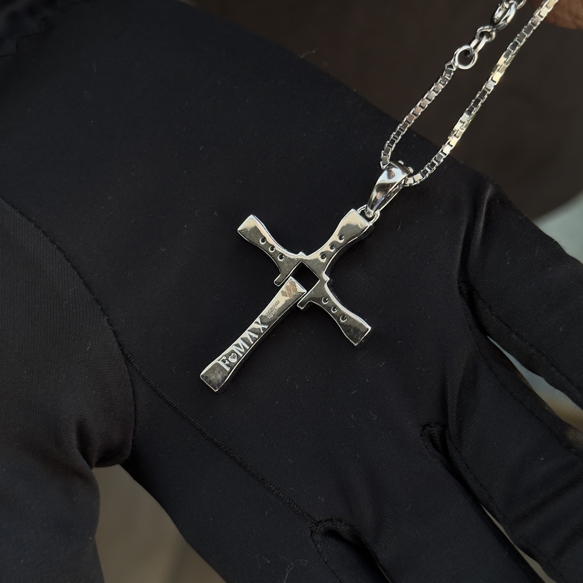 925 Sterling Silver Moissanite Diamond Cross Pendant