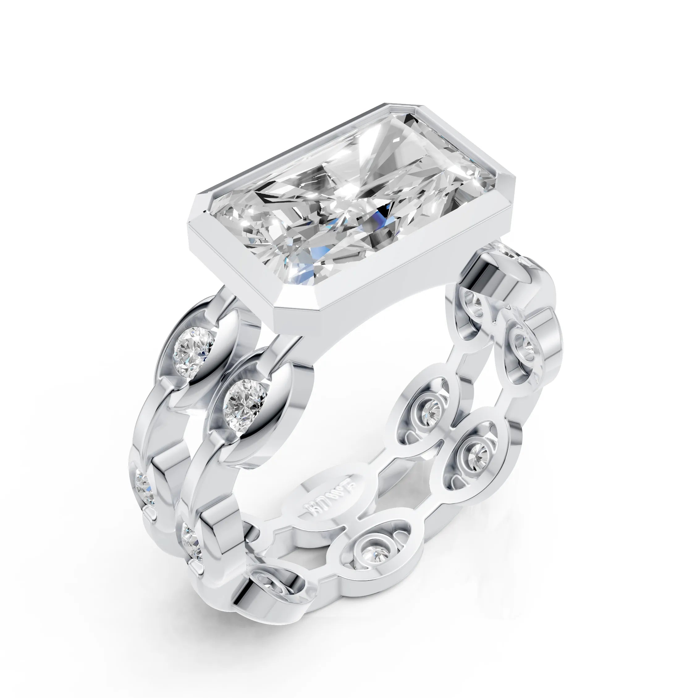 Imperial Emerald Link Ring
