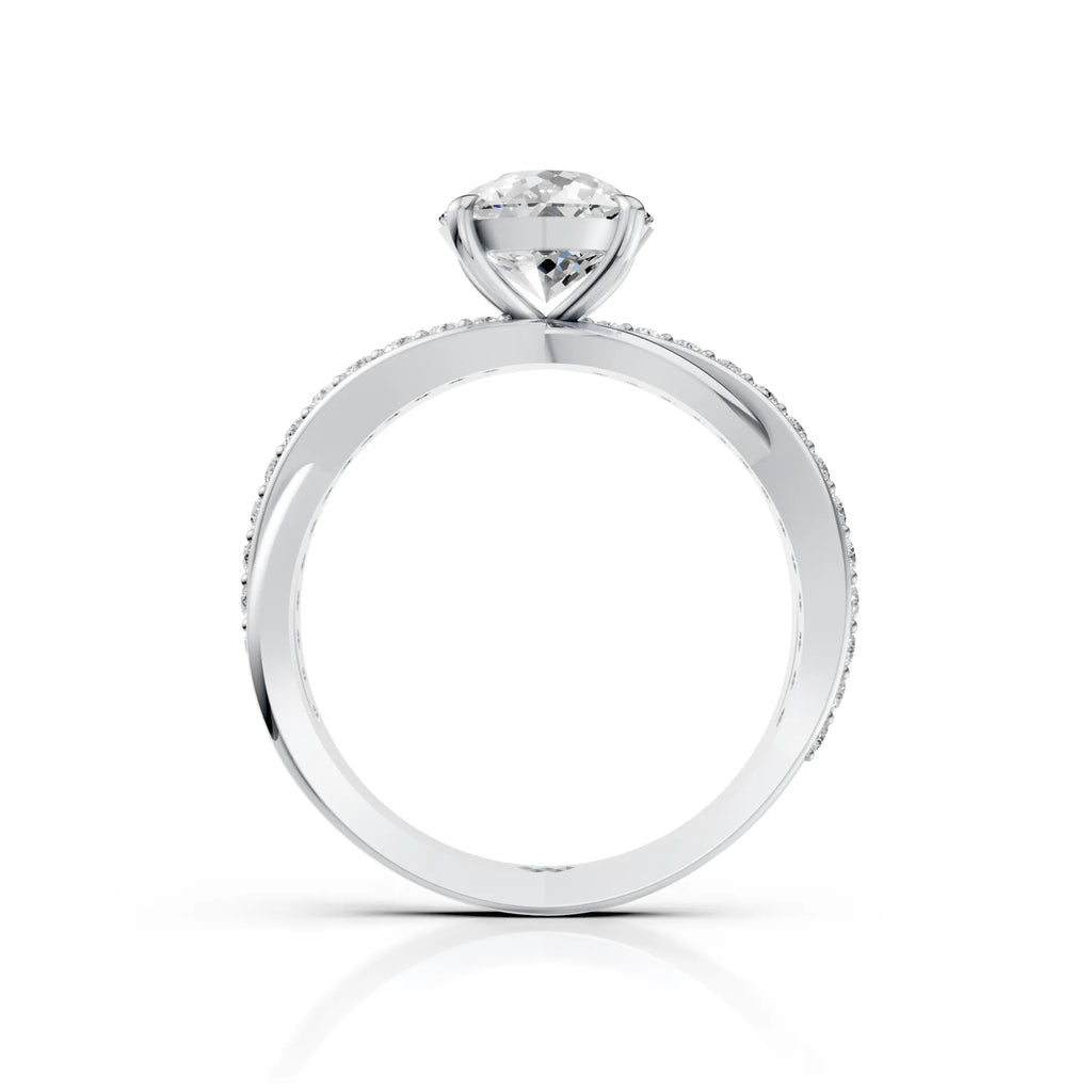 Elegant Round Solitaire Twisted Band Ring