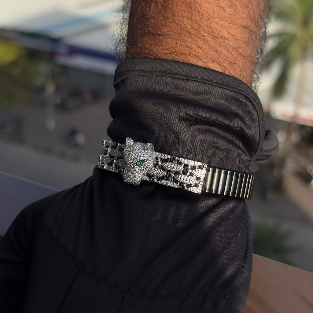 WhatsApp Image 2025-10-05 at 13.32.54_b87d8a53