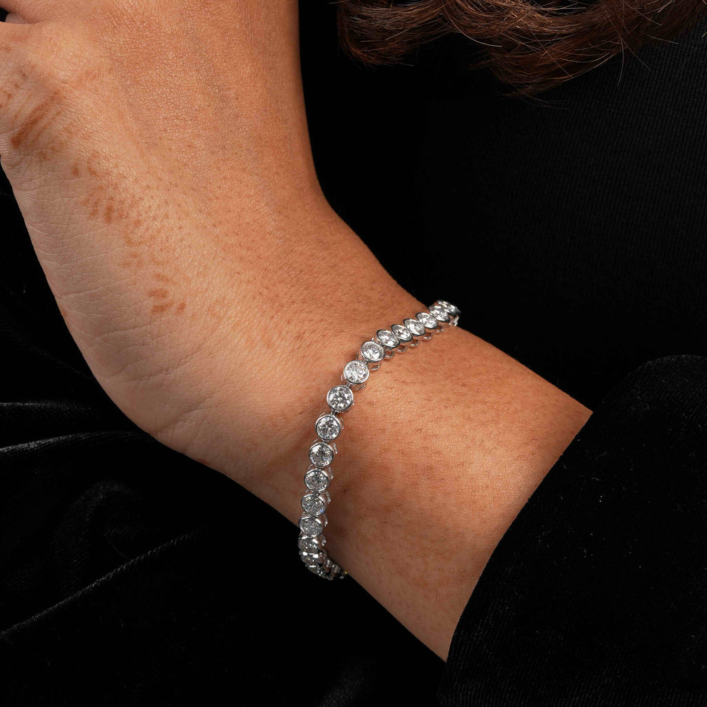 0.25 CT Round Shaped Bezel Setting Tennis Bracelet
