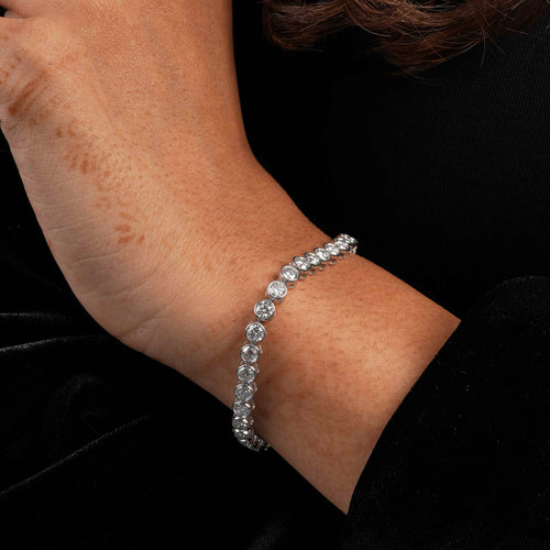 0.25 CT Round Shaped Bezel Setting Tennis Bracelet