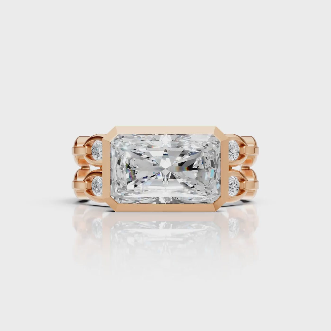 Imperial Emerald Link Ring