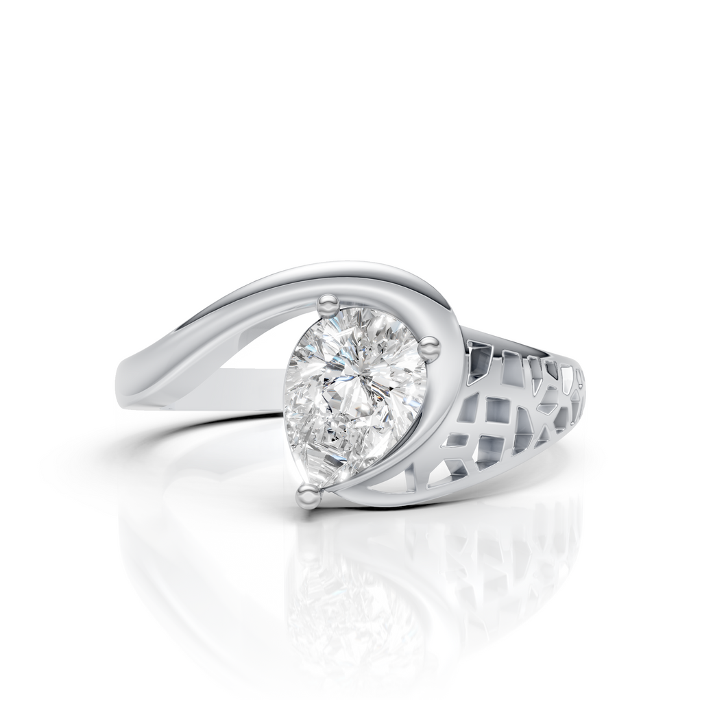 Celeste Twist Ring