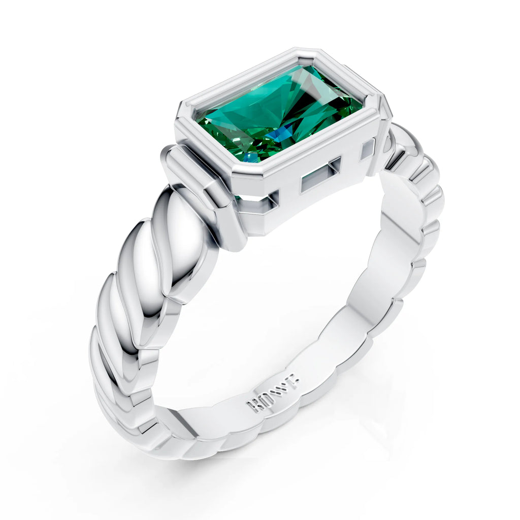 Designer Emerald Solitaire Ring