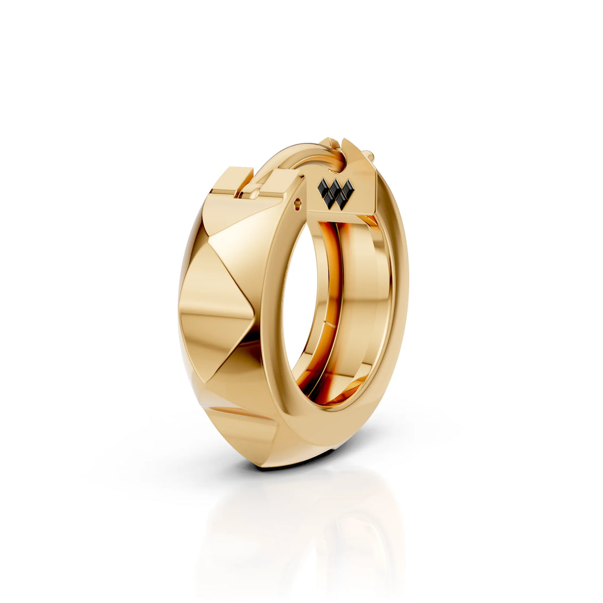 Facet Edge Hoop